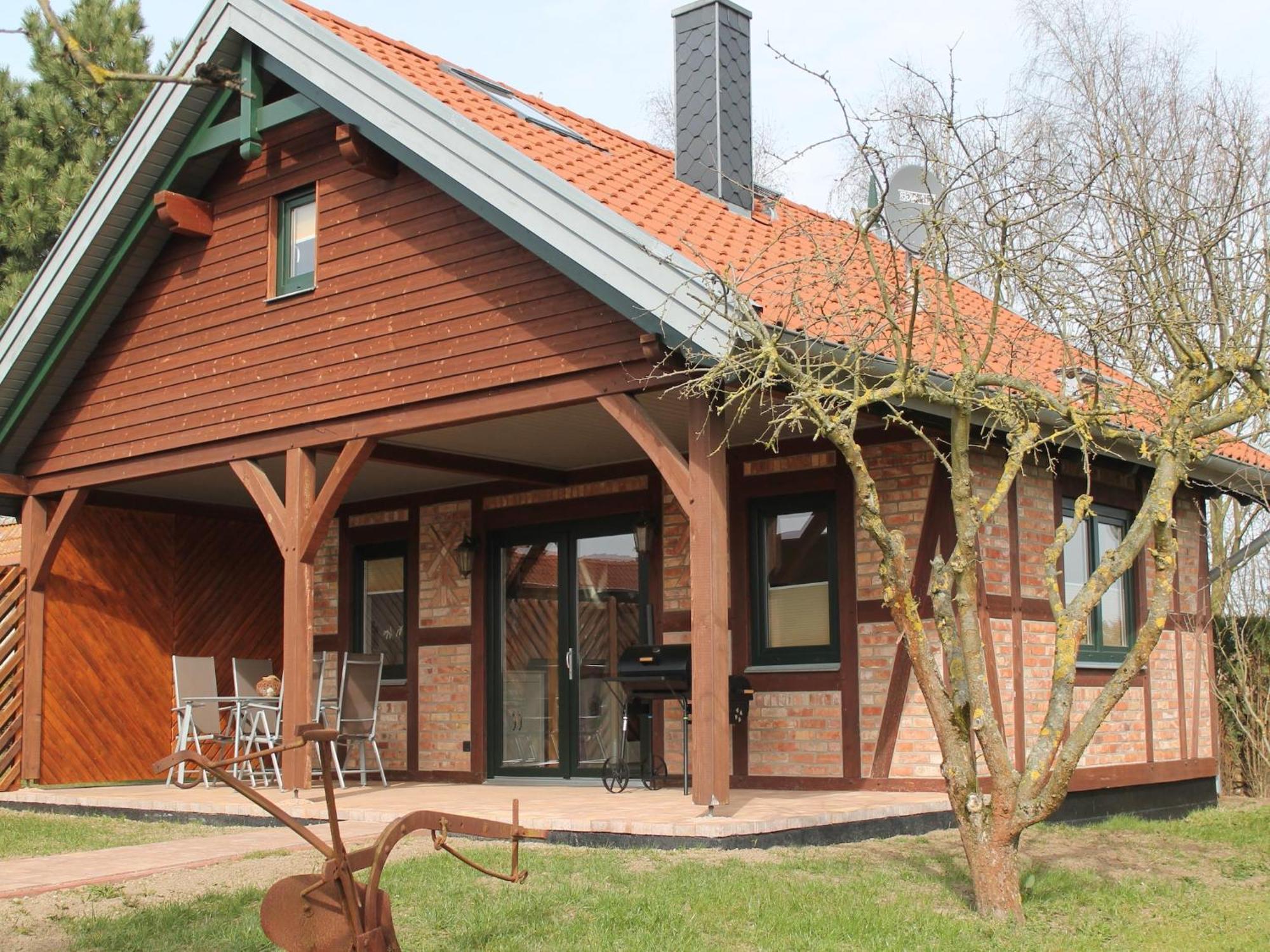 Modern Holiday Home In Brusow With Roofed Terrace Kropelin Exterior photo